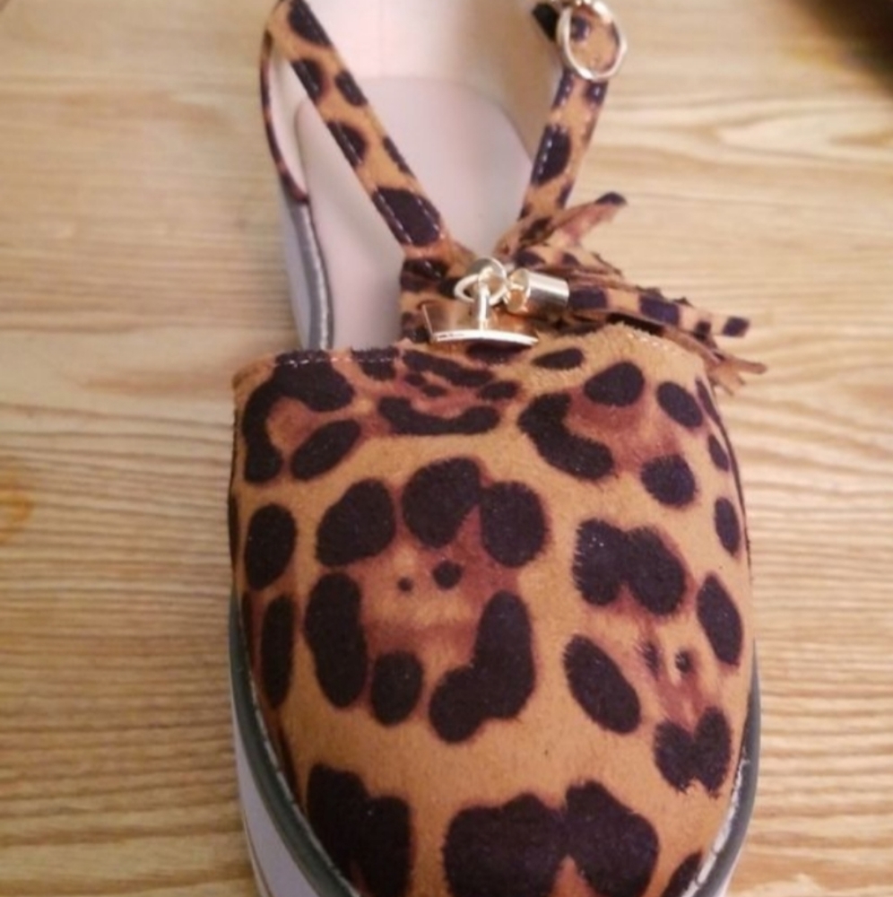 Platform shoes